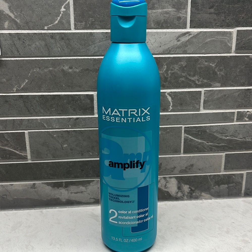 New Matrix essentials Amplify conditioner 13.5 oz